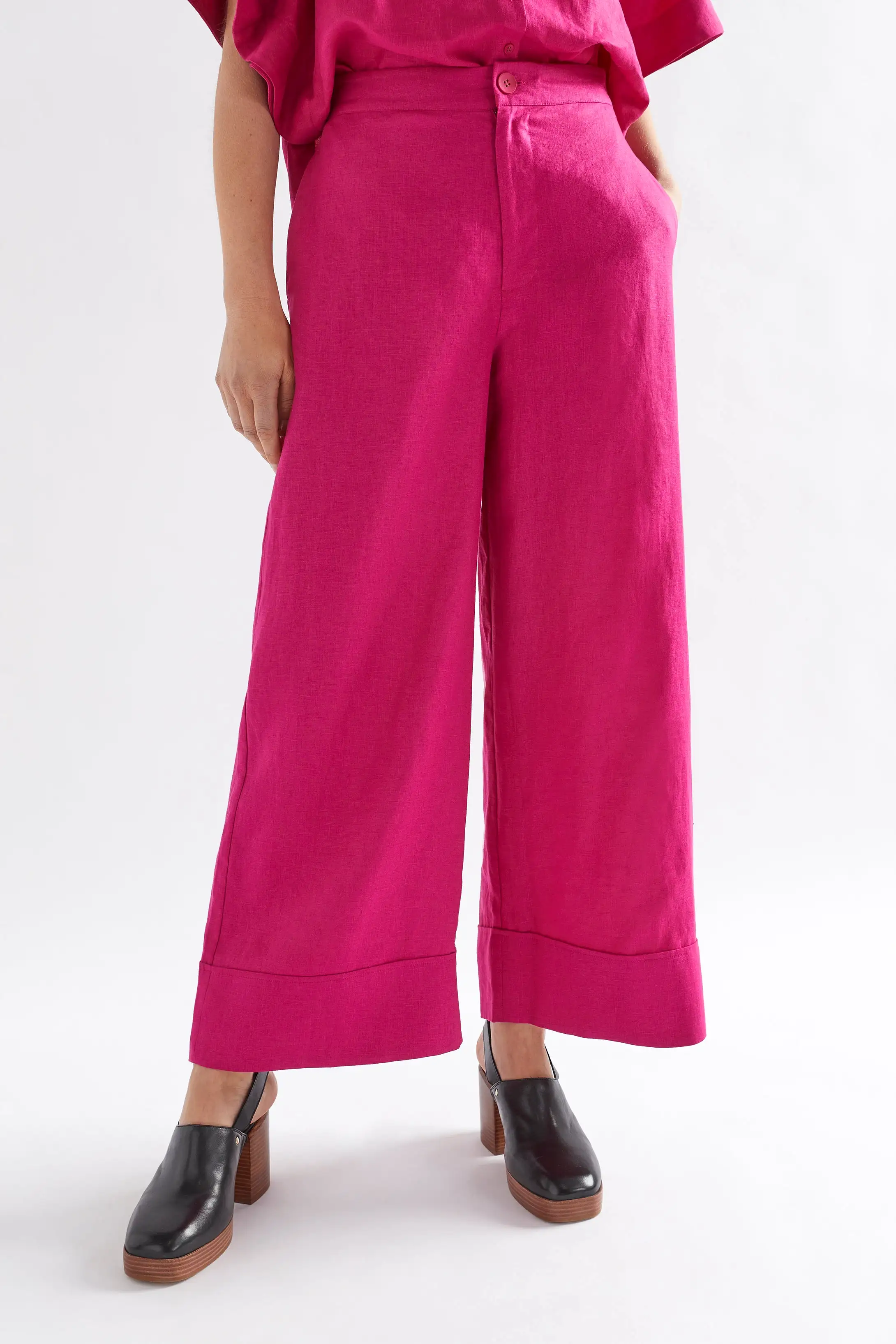 Anneli Light Linen Pant