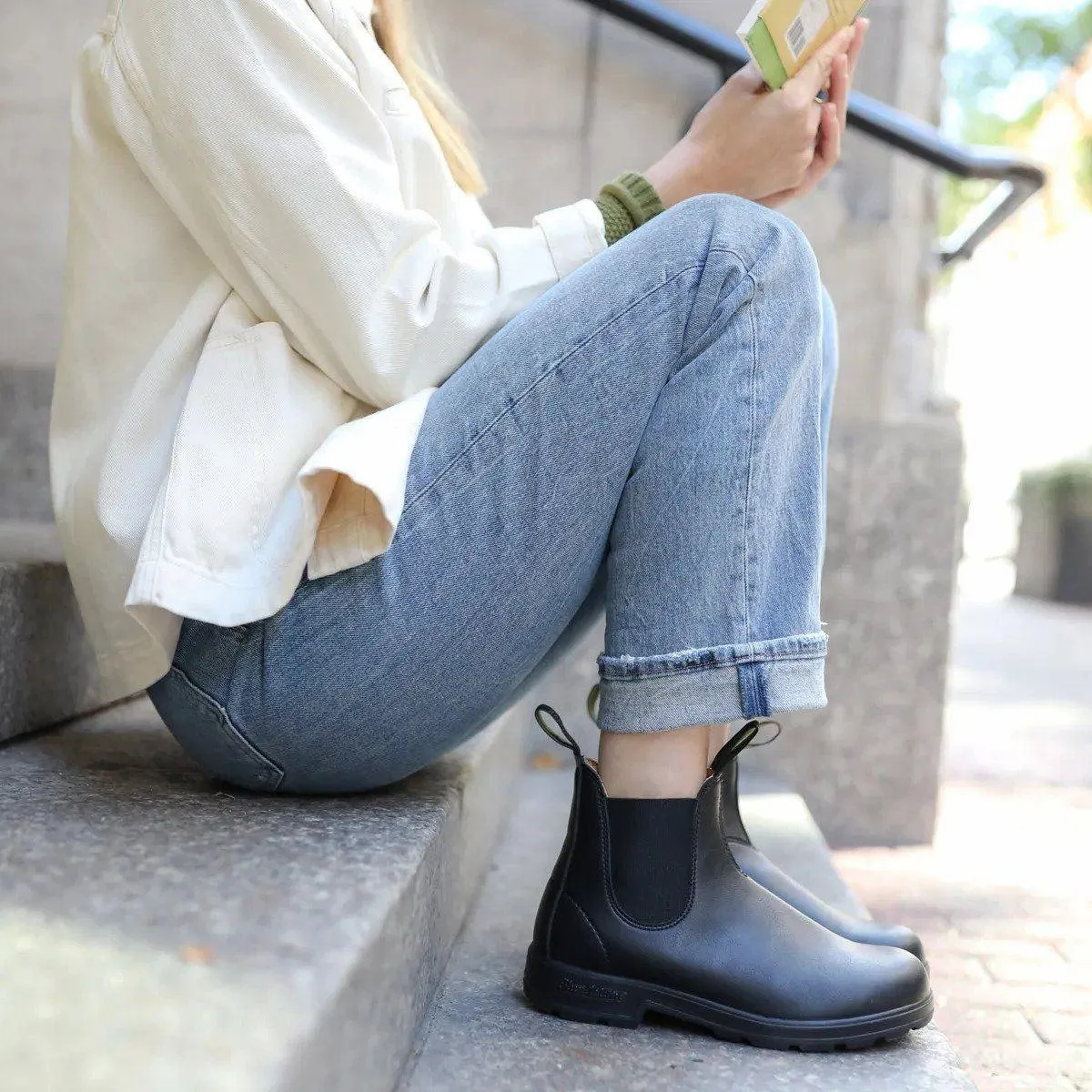 Blundstone #2115 Black Vegan Chelsea Boot