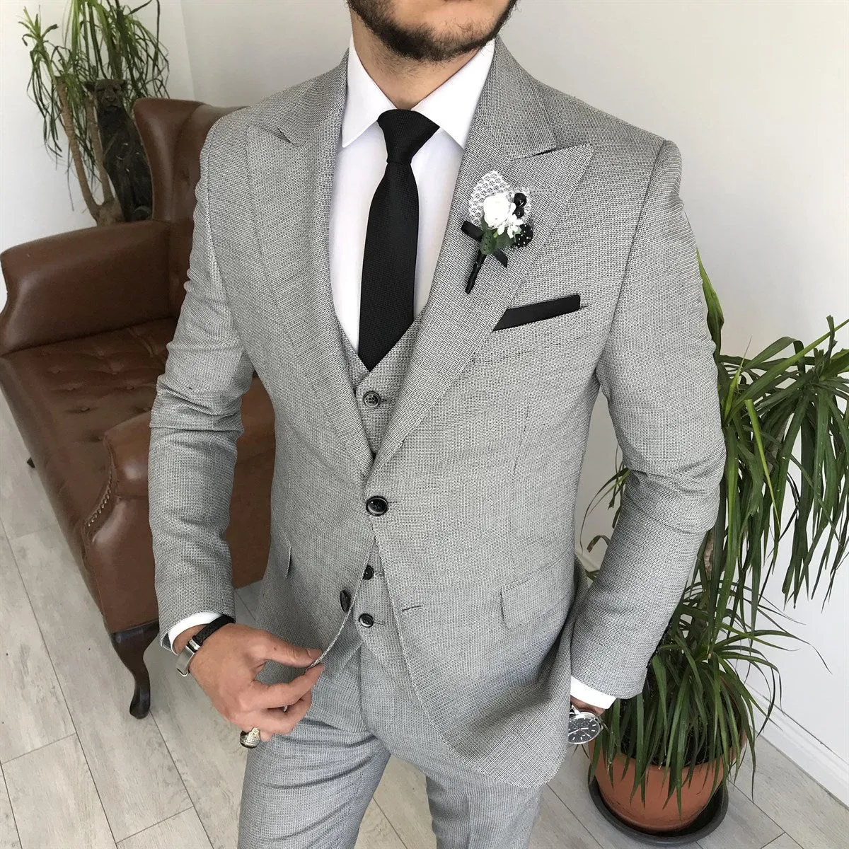 Bojoni Cagliari Grey Slim-Fit Suit 3-Piece