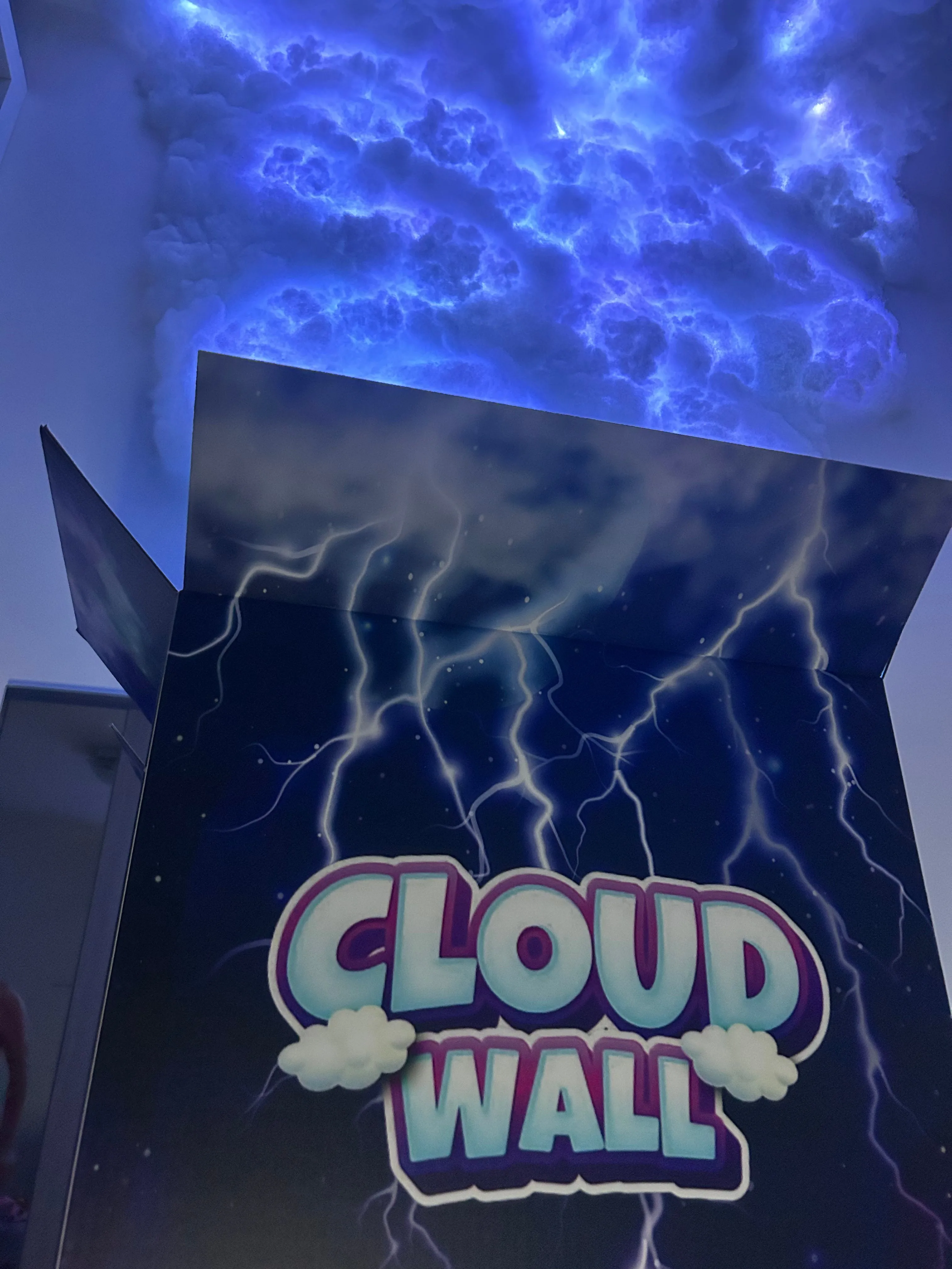 Cloud Wall - Parete di nuvole