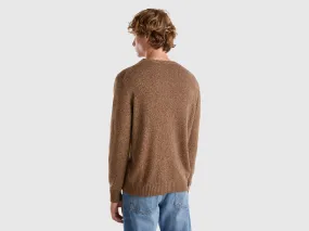 Crew neck sweater in cashmere and wool blend - Brown | Benetton