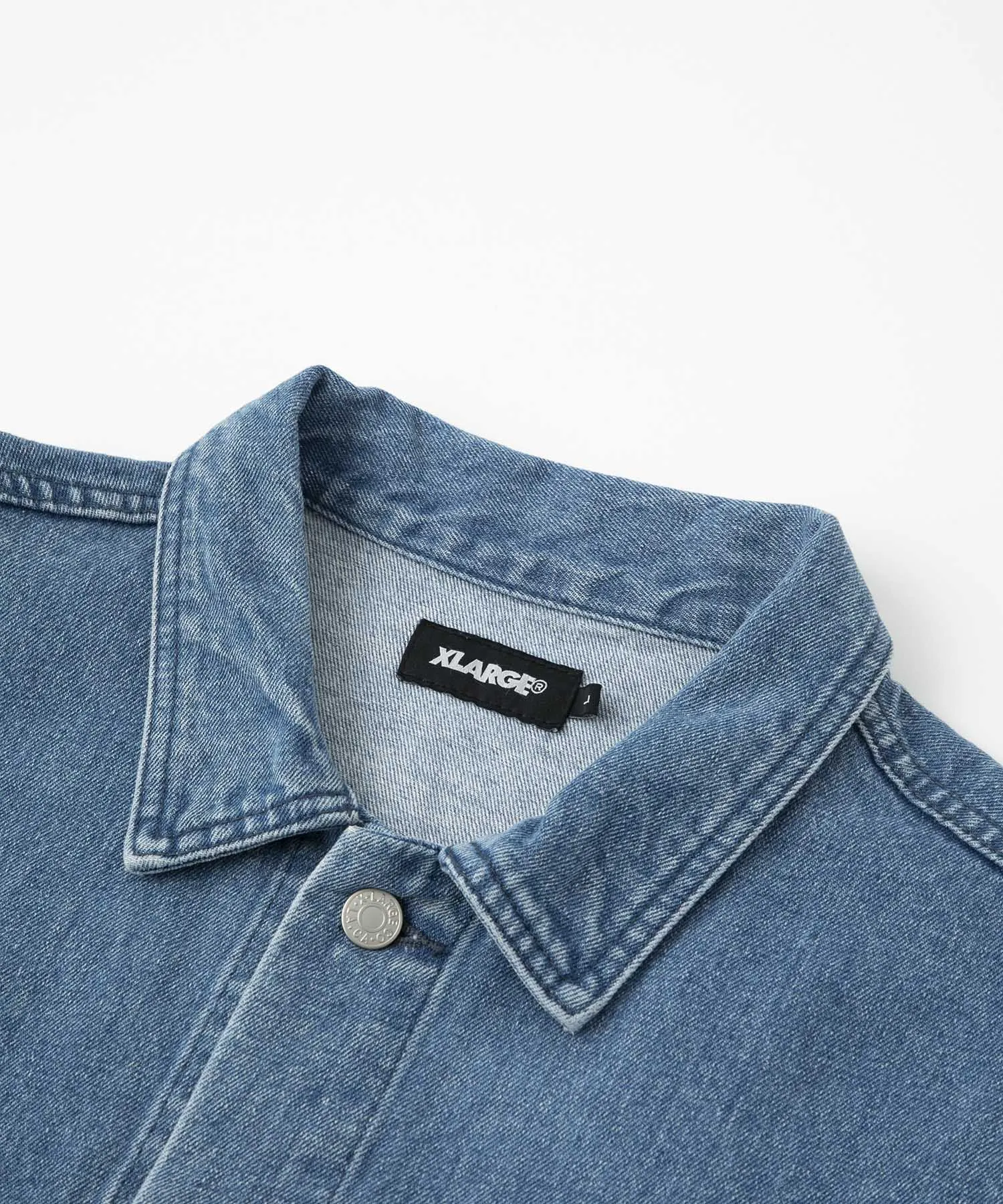 DENIM TRUCKER JACKET