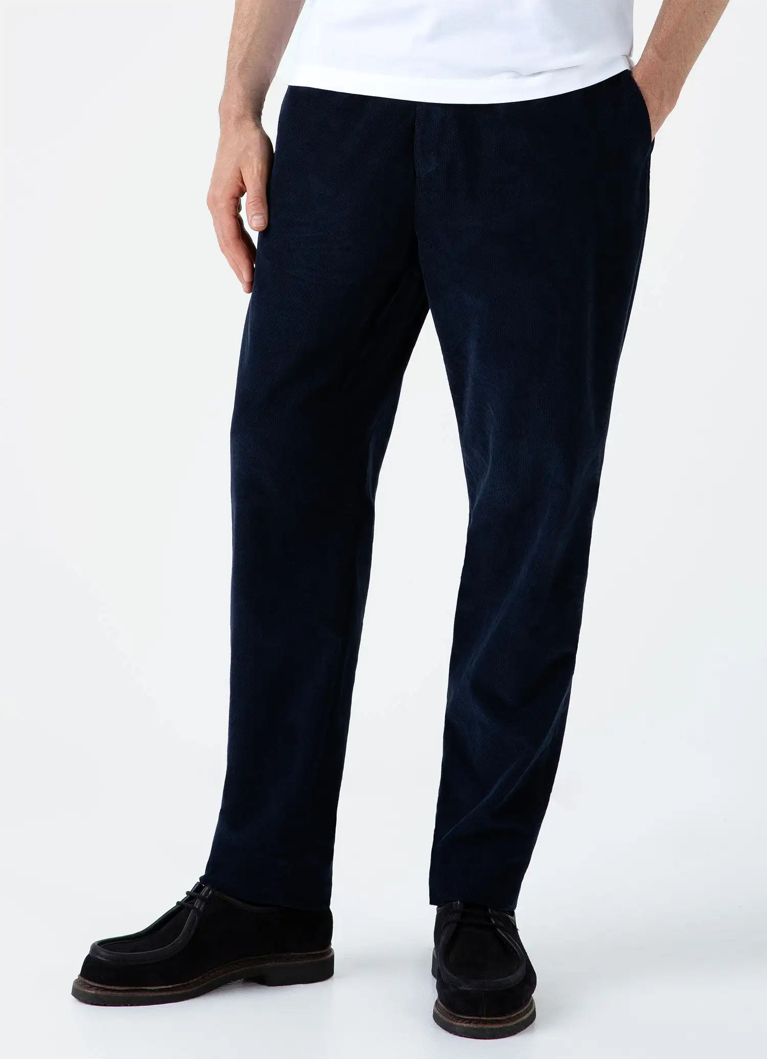 Men's Cellular Cord Drawstring Trouser in Navy