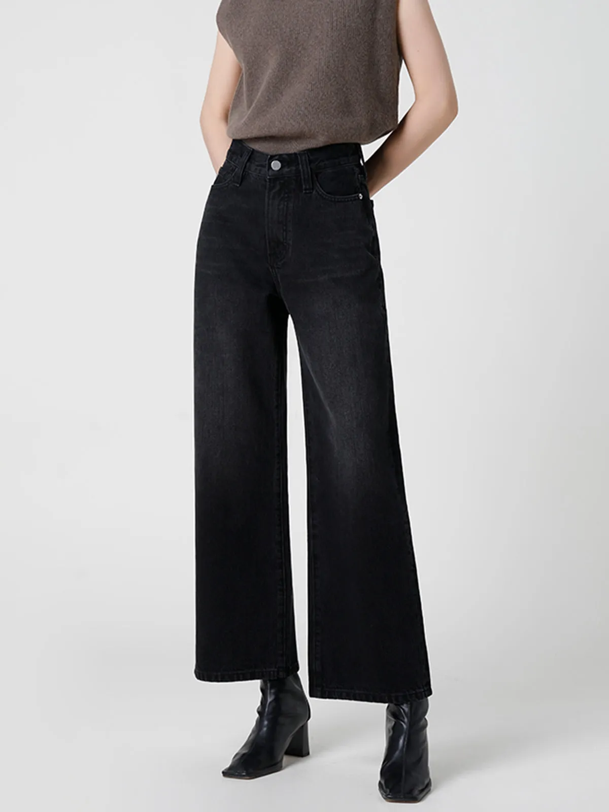 Mid-Waist Basic Jeans