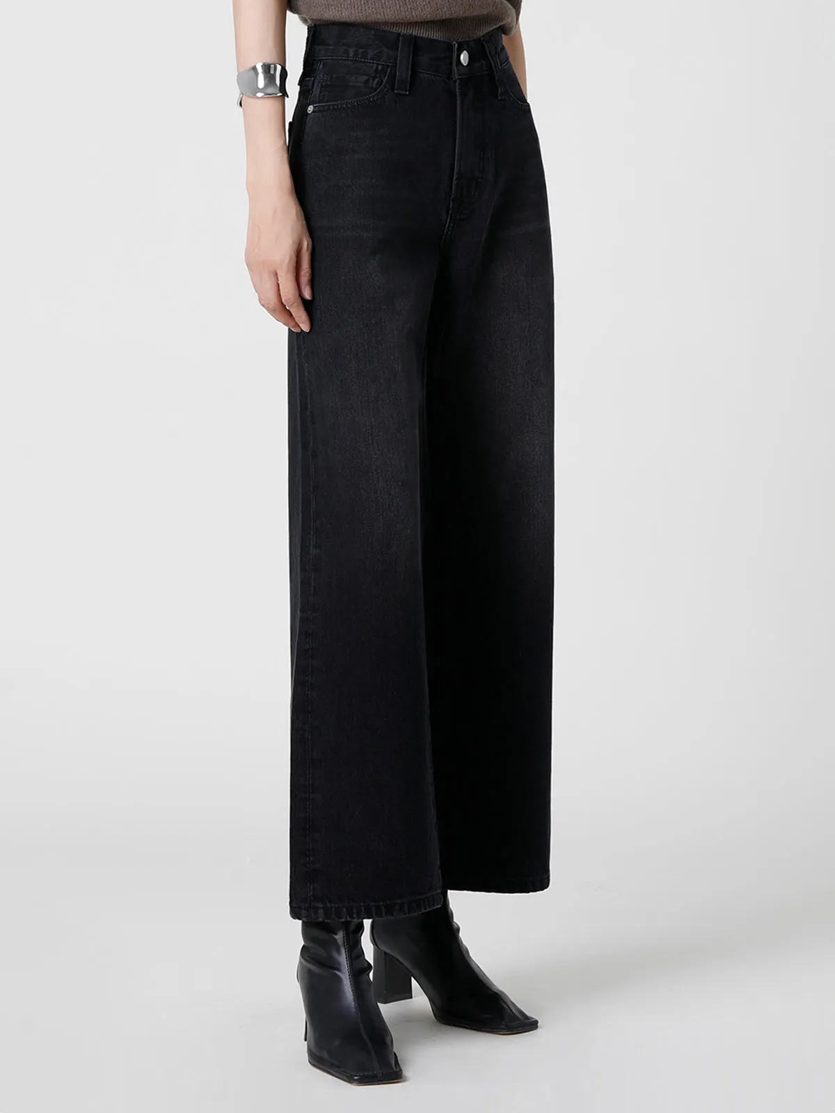 Mid-Waist Basic Jeans