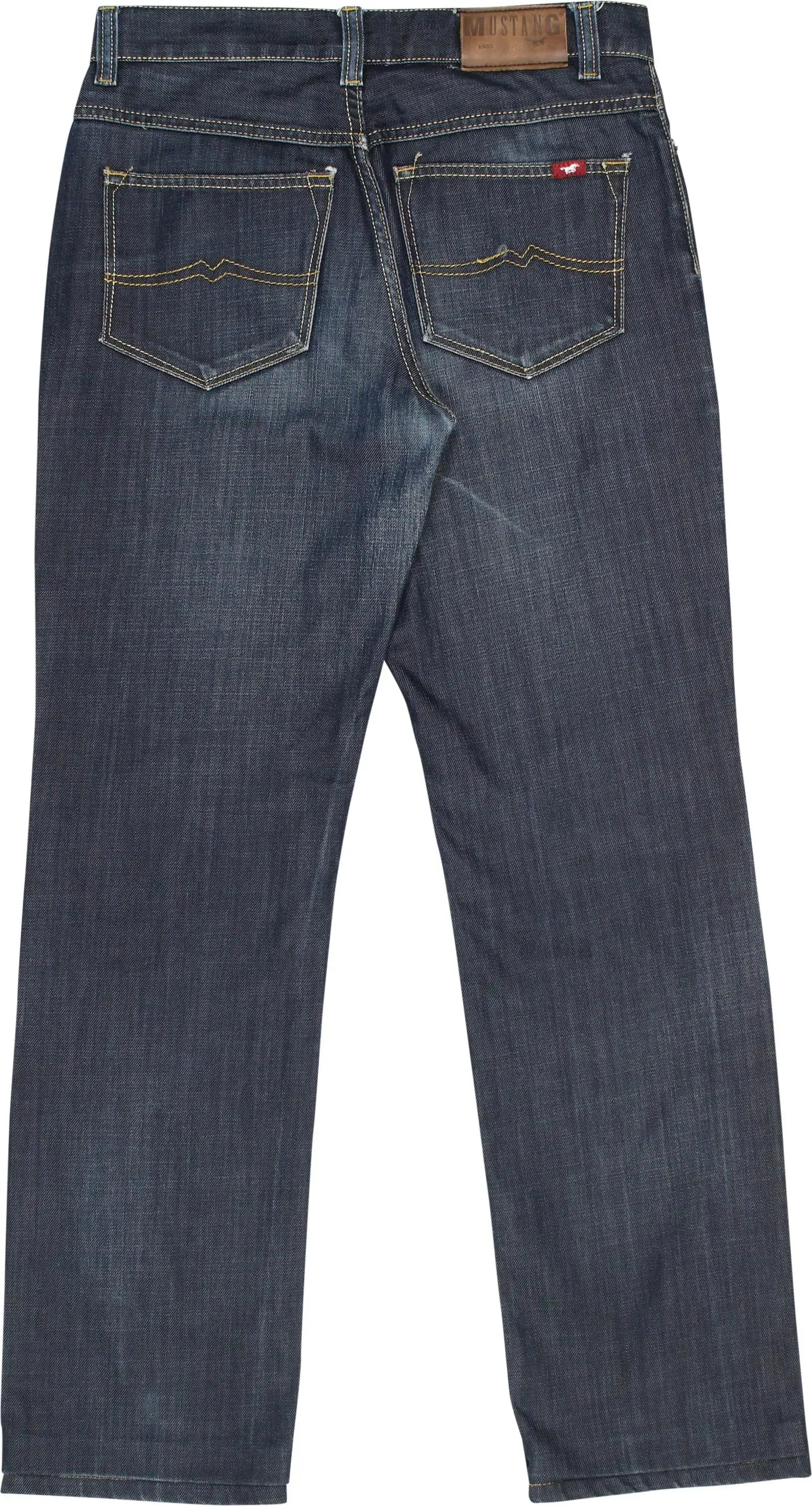 Mustang Big Sur Straight Fit Jeans | ThriftTale