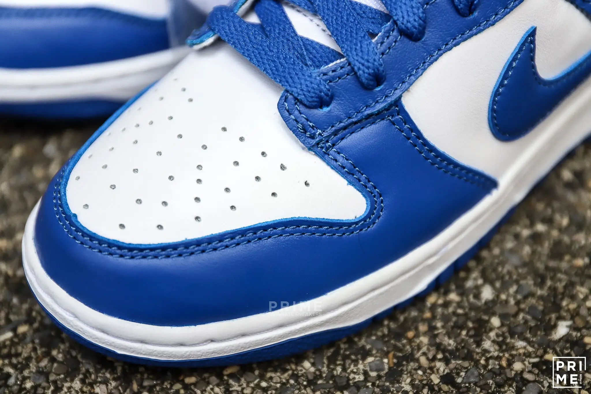 Nike Dunk Low SP Kentucky   White / Varsity Royal   (CU1726-100)