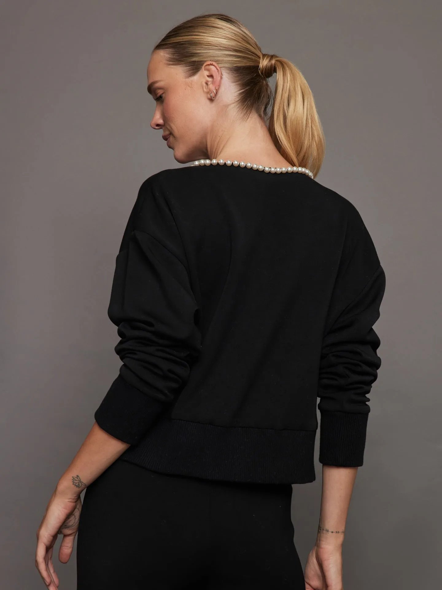 Pearl Cardigan Sweater - Black