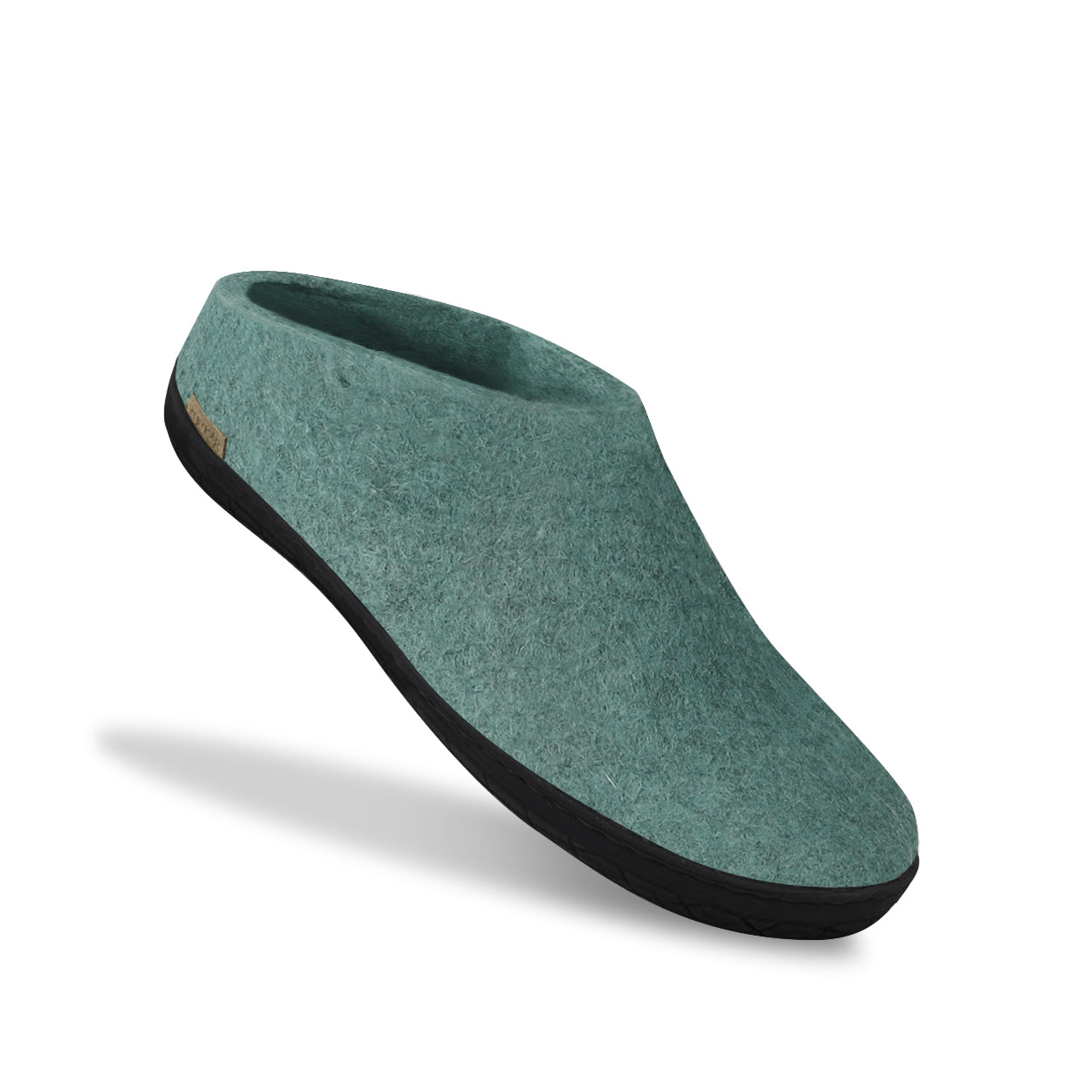 Slip-on with natural rubber sole - black - North Sea