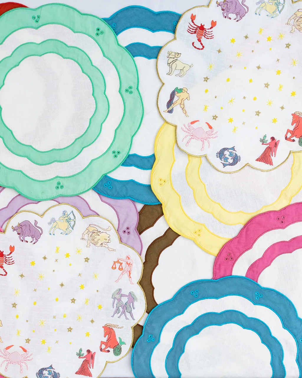 The Classic Placemat, Set of 12 - Rainbow Cloud / Linen