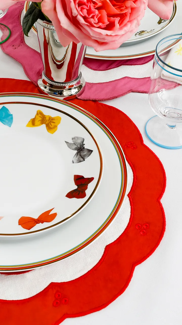 The Classic Placemat, Set of 12 - Rainbow Cloud / Linen