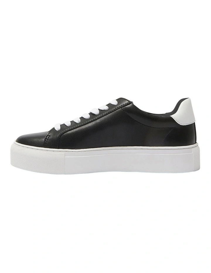 Trio Leather Sneakers in Black/White