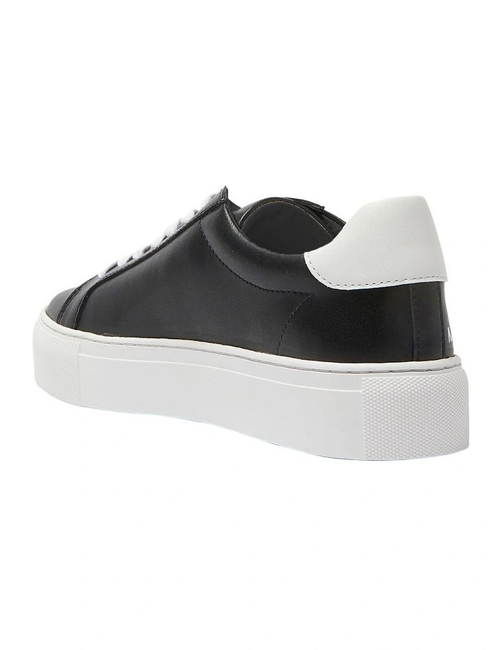 Trio Leather Sneakers in Black/White